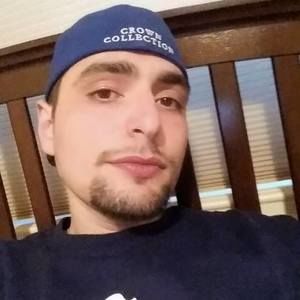 Meet your Posher, Justin